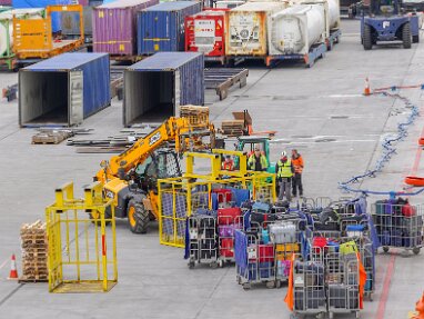 Getting There & Sailaway